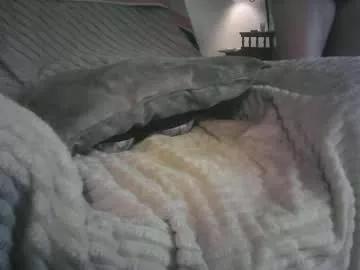 Freechat bri20fu on Chaturbate