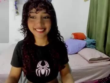 briar_05 — hey! i am new, would u like a little of fun with me? // GOAL: Flash boobs [10 tokens left] // EPIC GOAL: Rub pussy in spagatt!! [1462 tokens left] #bigass #muscle #smalltits #latina #ebony