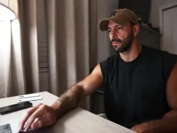 Freechat brucestryker on Chaturbate