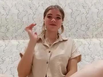 cortneylevison — Goal: Rate my today's outfit  -My name is Nikole and I'm #18 year old and i am #shy #new #young girl with #bigboobs figure it's my first day here [24 tokens remaining]