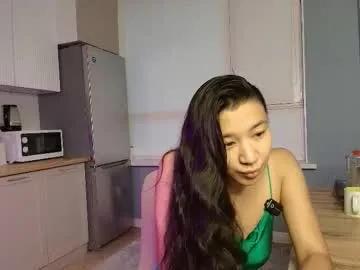 cosmo_pussy — sexy clothing [45 tokens left]  #asian #hairy #lovense #asshole #talk