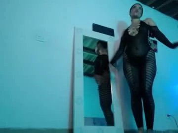 Freechat crystalvans on Chaturbate