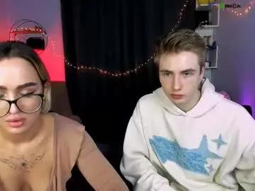 david_sunny — GOAL: expose one's breasts [140 tokens remaining] Welcome to my room! #teen #shy #18 #abs #slave