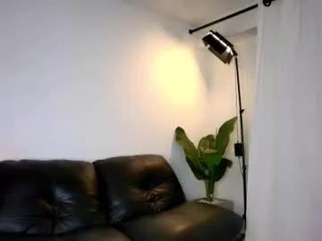 Freechat diagostone on Chaturbate