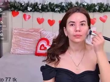 ellaander on Chaturbate 
