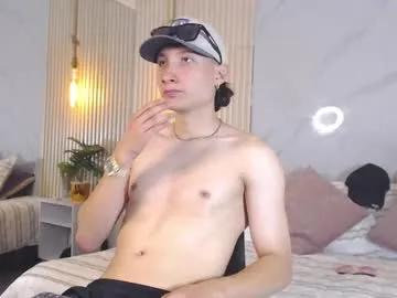 Freechat enzo_steel on Chaturbate