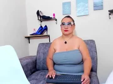 evapalmer_1 — Lovense Lush on - Interactive Toy that vibrates with your Tips - Goal: New Goal [253 tokens left] #mature #bigboobs #mommy #bbw #pantyhose