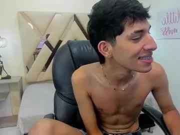 Freechat ferphoenix_ on Chaturbate