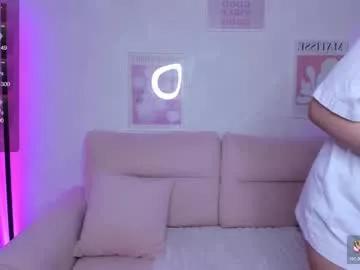 Private fluffy_rose on Chaturbate