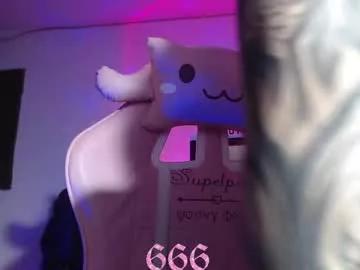 Freechat gothicute on Chaturbate