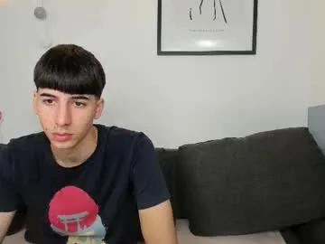 Freechat hotflirtyfella on Chaturbate