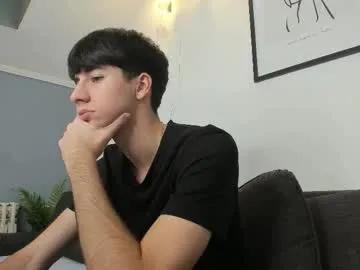 Freechat hotflirtyfella on Chaturbate