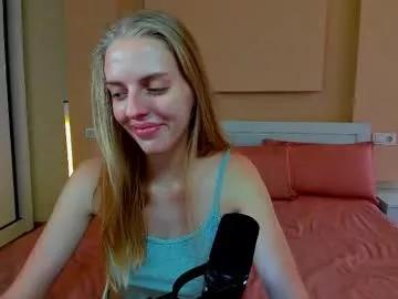 jam_cream — Goal:  tits close to cam #bignipples #bigpussylips #natural #hairy - Next Goal: caress tits