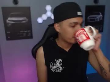 Freechat justagamerxxx on Chaturbate