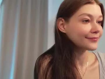 kelly_ember on Chaturbate 