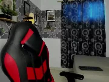 kiran_wolf — show cum baby #findom #gay #18 #bigdick #latino [2500 tokens remaining]