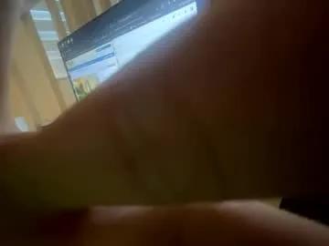 Chaturbate law_cambio is Freechat law_cambio — Happy Monday #giant #feet #tall #spanish #switch