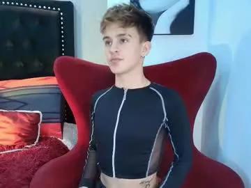 liamwild20 — Im your sexy twink #new #18 #bigass #bigdick #latino - Multi Goal: Play Fingers in Ass [150tk each Goal]