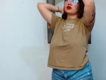 lilyfox23 on Chaturbate 