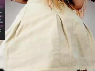 Freechat mahiasmith13 on Chaturbate