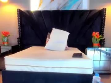 Freechat mahiasmith13 on Chaturbate