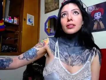 Freechat maliceinwonderland25 on Chaturbate