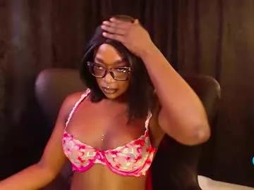 Freechat miaknox on Chaturbate