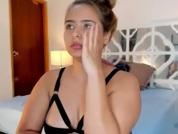 mikaelastonne — GOAL: Close up pussy [350 tokens remaining] Give a welcome and enjoy my bigass