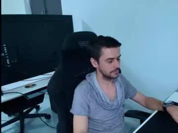 milo_player — GOAL: Make my day  #daddy #gamer #european #hung #c2c [2000 tokens remaining]