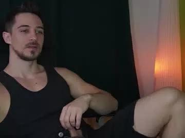 mrgreeneyes01 on Chaturbate 