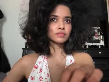 mriea_ — change outfit [3183 tokens remaining]