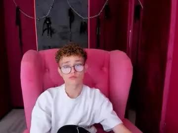 nathan_curl — GOAL: anal penetration [3407 tokens remaining] Welcome to my room! #18 #anal #young #gay #feet