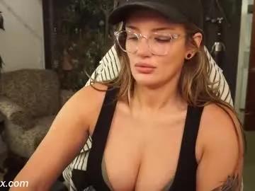 poppysux — back from japan <3 goal: tits out!!!! #bigboobs #curvy #bigass #bigtits [1499 tokens remaining]