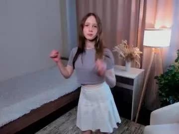 quennaappling — GOAL: massgae tits close to cam [50 tokens remaining] Enjoy my show^^ Hey i'm Amelia <3 #18 #young #shy #lovense #sexy