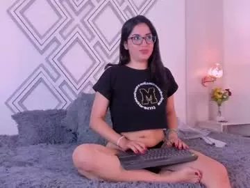 Freechat radiant_naomi on Chaturbate