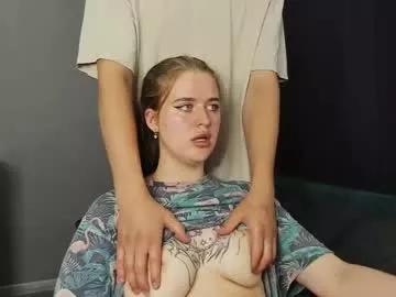 Freechat robert_lisa on Chaturbate