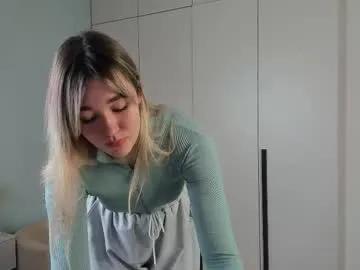 rosanaiwaoka — Shall we inflate the balloon until it bursts in honor of the first day here? #new #blonde #young #bigboobs #tall [24 tokens remaining]