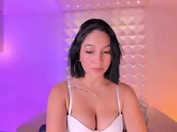 rossierhoades on Chaturbate 