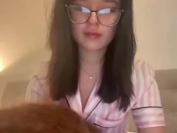 sarah_heart_aus on Chaturbate 