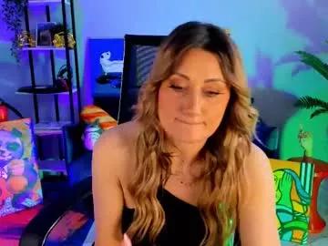 sarahholly on Chaturbate 