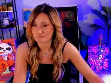 sarahholly on Chaturbate 