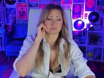 sarahholly on Chaturbate 