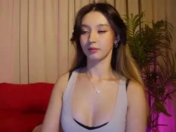 sarasuo on Chaturbate 