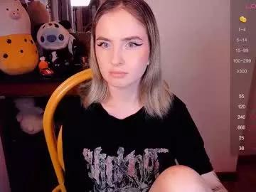 shyfoxxxy — 35 tkn for drink a shot //spin the wheel33tkn// - Goal is : make me happy <3 #german #blonde #bigass #goth #sph