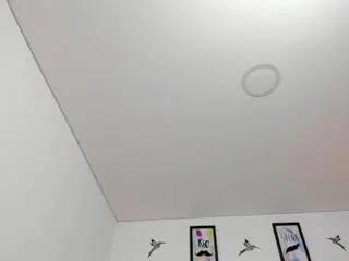 sarah_roux — Freechat on Flirt4Free