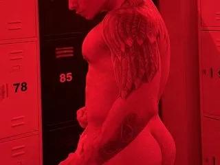 CamiloBlack — I love to enjoy my male toys, a good handjob and come in abysmal quantities, I also like to open my ass and vibrate it hard