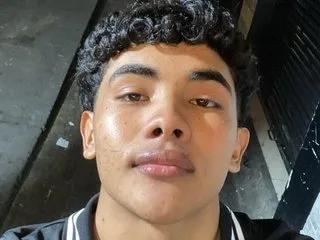 Dove_Cameran — ME PRENDEN LOS COMENTARIOS SUCIOS, Y EL DOMINIO SEXUAL, XXX YO SOY TU  BB