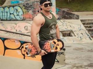 Jakesskye — You will enjoy my muscles in action, I love playing with my ass and flex my muscles while I'm going to be horny with you,