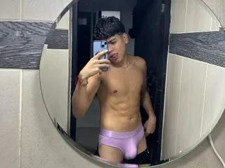 tomdrewwww — Group on Streamate