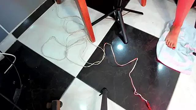 _Gabytaylor — plug anal